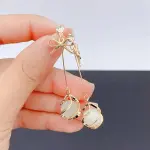 Kelebek Fiyonk ve Kedi Gözü Taşlı Şık Küpeler